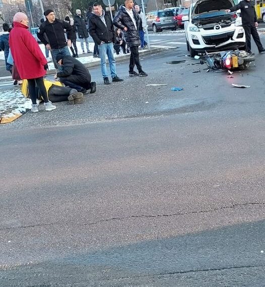 Un distribuitor de hrană lovit de un SUV în Rogerius
