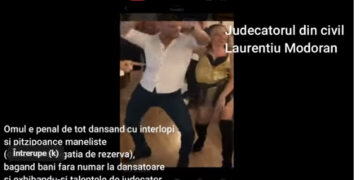 Judecător de la Curtea de Apel, show erotic cu dansatoare și lăutari 