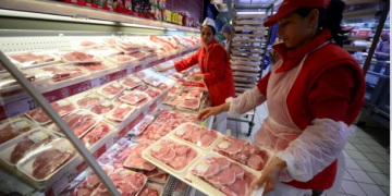 Alertă alimentară în magazinele românești: E-Coli și stafilococ auriu, în carnea de pui și de porc