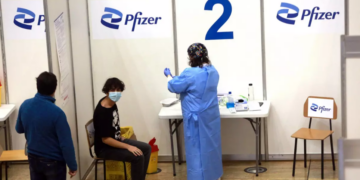 Pfizer și BioNTech au dat România în judecată. Vor să ne oblige să cumpărăm 28 milioane de vaccinuri