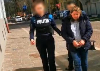 Ce a decis azi Tribunalul Bihor în privința femeii acuzate că împreună cu iubita sa au plătit un bărbat să-l execute pe soțul său
