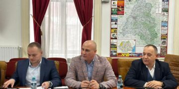 Prefectura și CJ Bihor vor să preia bombele ecologice din județ. Prefectul Țiplea își asumă închiderea depozitelor neconforme pentru care România plătește penalități