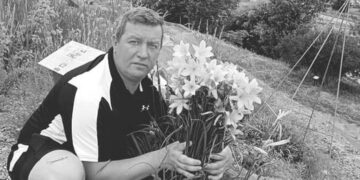 După o lungă luptă cu o boală necruțătoare, Adrian Vlăduț, unul dintre cei mai longevivi și devotați profesioniști din cadrul CSM Oradea s-a stins aseară