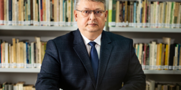 Universitarul orădean care conduce cei mai inteligenți oameni din România, președintele Senatului U Oradea
