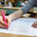 Începe simularea la Evaluare Națională 2024. În premieră, lucrările corectate digital. Ce se întâmplă dacă pică platforma în care se scanează lucrările sau dacă un elev scrie prea mic?