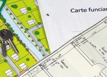 Excepție de neconstituționalitate privind procedurile legale de înscriere în cartea funciară și implicit a dobândirii dreptului de proprietate asupra construcțiilor edificate fără autorizație de construire ori fără respectarea acesteia