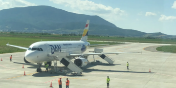 Compania aeriană Dan Air îl dă în judecată pe fostul său avocat, care i-a cerut insolvența. Miza : onorariul de succes de 23.000 euro