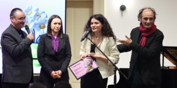 Aleșdeanca Diana Păcurar, premiul pentru Spectacolul de teatru al anului