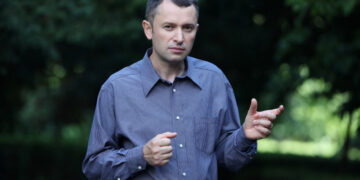 Fostul consilier al ambasadorului George Bologan, noua imagine a Primăriei Oradea