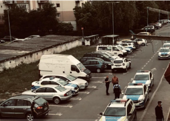 A evadat ca să-și cumpere o bere și o pâine. Poliția l-a sunat cu disperare  când era la magazin