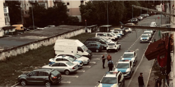 A evadat ca să-și cumpere o bere și o pâine. Poliția l-a sunat cu disperare  când era la magazin