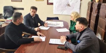 Orașul din Bihor care își extinde spitalul.Au semnat contractul de 7,5 milioane euro
