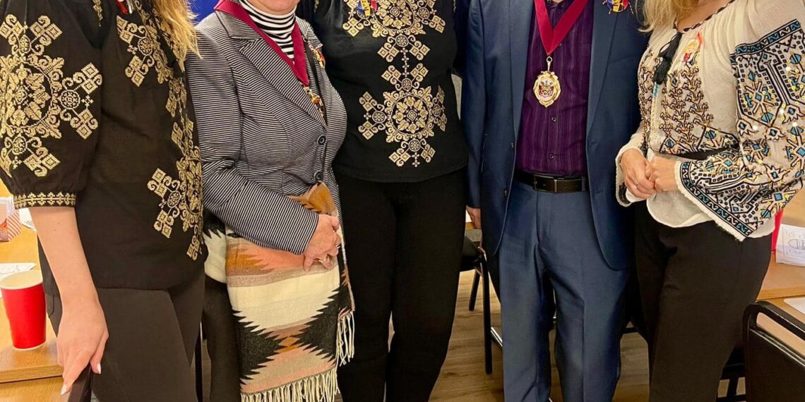 Profesoara Mirela Tanc, ambasador al Mărțișorului  la Consulatul General al României la Manchester