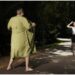 Condamnat să facă muncă în folosul comunității la Mănăstirea Sfintei Cruci după exhibiționism în parcul din Nufărul