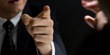Procuror amenințat prin intermediul serviciului de urgenta 112.“ Spune-i lui procurorul general…ca mâine îi dispare copilul…”