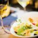 Produsul pe care restaurantele, barurile sunt obligate să-l ofere gratuit clienților. Care e scopul legii