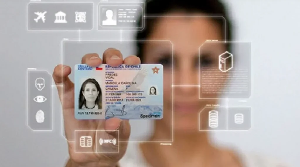 Inserarea obligatorie în cărțile de identitate a amprentelor digitale este compatibilă cu drepturile fundamentale la respectarea vieții private și la protecția datelor cu caracter personal