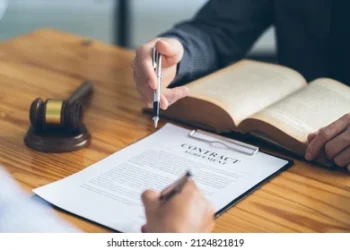 Soluţionarea cauzelor având ca obiect cereri de constatare a caracterului ilicit al faptei care aduce atingere unor drepturi nepatrimoniale atunci când acestea sunt formulate simultan cu cereri întemeiate pentru acordarea de despăgubiri pentru prejudiciul nepatrimonial cauzat