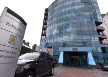 Judecătoare exclusă din magistratură pentru atitudine nedemnă în timpul serviciului faţă de colegi