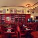 Patronul unui cunoscut lanț de restaurante a concediat toți angajații asiatici: Nu se spală pe mâini. Pentru ei, a trăi cu un gândac e parte din viața lor normală!