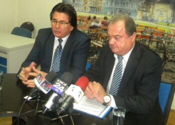 Vasile Blaga, preia conducerea PNL Timiș după ce Alin Nica a spus că mai bine își  „taie o mână” decât să gireze candidatura pesedistului  Simonis la conducerea județului