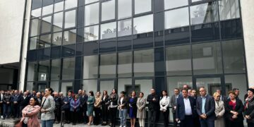 Noul sediu de 5,3 milioane de euro a celor de la Ape Crișuri are și un buncăr de 500 persoane. Ce veste a dat prefectul Țiplea