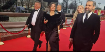 Ciprian Mega, alături de Dorel Vișan   pe covorul roșu la Moscova! Filmul ”21 de rubini” selectat de către Nikita Mihalkov pentru ”Oscarul BRICS”