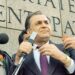 Președintele României a semnat cererile de urmărire penală a fostului prim-ministru Petre Roman și Gelu Voican Voiculescu pentru infracțiuni contra umanității