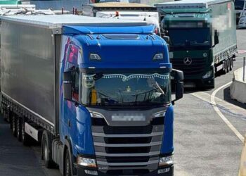 Timp de aşteptare ridicat, la ieşirea din România, după restricțiile de la frontiera cu Ungaria