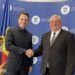 Primarul Todoca semnează pentru o investiție de 5,8 milioane lei într-un parc fotovoltaic construit în zona Tinăud