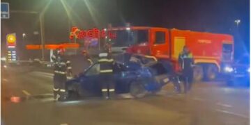 A scăpat ca prin minune după ce s-a  dat cu mașina peste cap pe Centura Oradea
