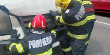 17 oameni implicați într-un accident la Salonta