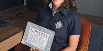 Eminesciană autentică, Delia Melniciuc, performanțe rare la lingvistică și matematică aplicată, la nivel național. La baraj pentru lotul național ce va reprezenta România la Asia Pacific Linguistics Olympiad