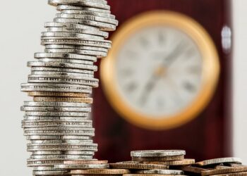 Acțiune în pretenții având ca obiect penalități de întârziere: renunțare tacită la prescripție, efecte | Jurisprudență ÎCCJ