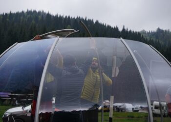 Igloo-ul vieții din Glăvoi  a primit o nouă viață