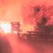 O cabana de pe strada Izvorului arde violent