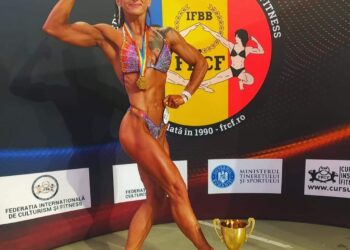 Un fizic de invidiat sub uniforma Poliției de Frontieră.Agent șef de poliție Pamela Kiss, campioană absolută la Woman Physique Senioare