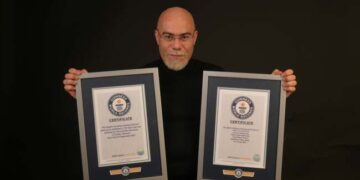Orădeanul care a refuzat să fie arbitru Guinness după ce a intrat de două ori în Cartea Recordurilor. Acum pregătește alte două recorduri mondiale. Unul e în memoria mamei sale