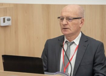 Ilustrul profesor bihorean Mircea Bertea pentru edupedu.ro: Subiecte accesibile, de rutină, adică posmagi aproape muiați pentru participanții la Evaluarea Națională, proba de Limba și literatura română