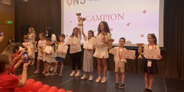 15 copii care se pregătesc la Centrul de Soroban și Aritmetică mentală Oradea, premiați la Olimpiada Națională Nomin Jyuku