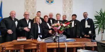 Doi judecători din cadrul Curții de Apel Oradea îndeplinesc condițiile de participare la procedura reîncadrării