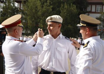 Răzvan Manea, elevul de 10, vrea să urmeze cursurile Academiei Tehnice Militare „Ferdinand I”