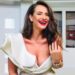 Orădeanca Adela Lupșe, primul model XXL, imaginea petrecerilor de swingeri, „isterica de la miezul nopții” o scoate pe Gabriela Cristea de pe post
