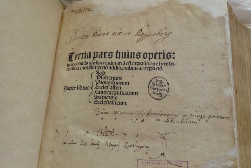 Incunabulul- comoara U Oradea. Volumul vechi de peste 500 de ani, a fost restaurat. Doar pentru decontaminarea cărții, specialiștii Muzeului Național al României au lucrat timp de patru zile