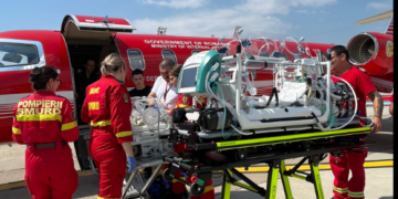 Bebeluş de 6 zile, aflat la Spitalul Clinic Judeţean de Urgenţă Oradea, transportat de urgenţă la București