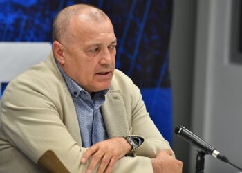 FCU Craiova 1984  se desparte de  orădeanul Marcel Pușcaș