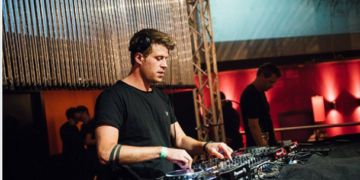 DJ-ul de renume mondial Tujamo va anima  atmosfera la Waves Festival