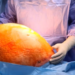 Au extirpat un chist ovarian gigant de 10 kg