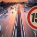 CCR: conducătorul de vehicul trebuie să respecte regimul legal de viteză și să o adapteze în funcție de condițiile de drum, astfel încât să poată efectua orice manevră în condiții de siguranță