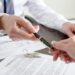 Lipsa calității vânzătorului de proprietar al bunului înstrăinat la momentul încheierii contractului de vânzare-cumpărare, acțiune în nulitate absolută